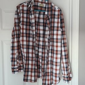 Men's button-down